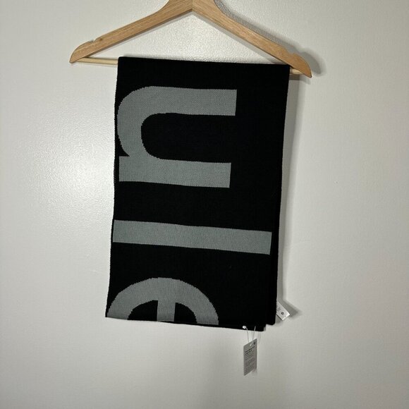 NWT Lululemon Wool-Blend Knit Logo Scarf - Picture 3 of 6